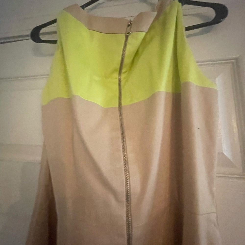 Super cute mid length khaki/chartreuse dress!